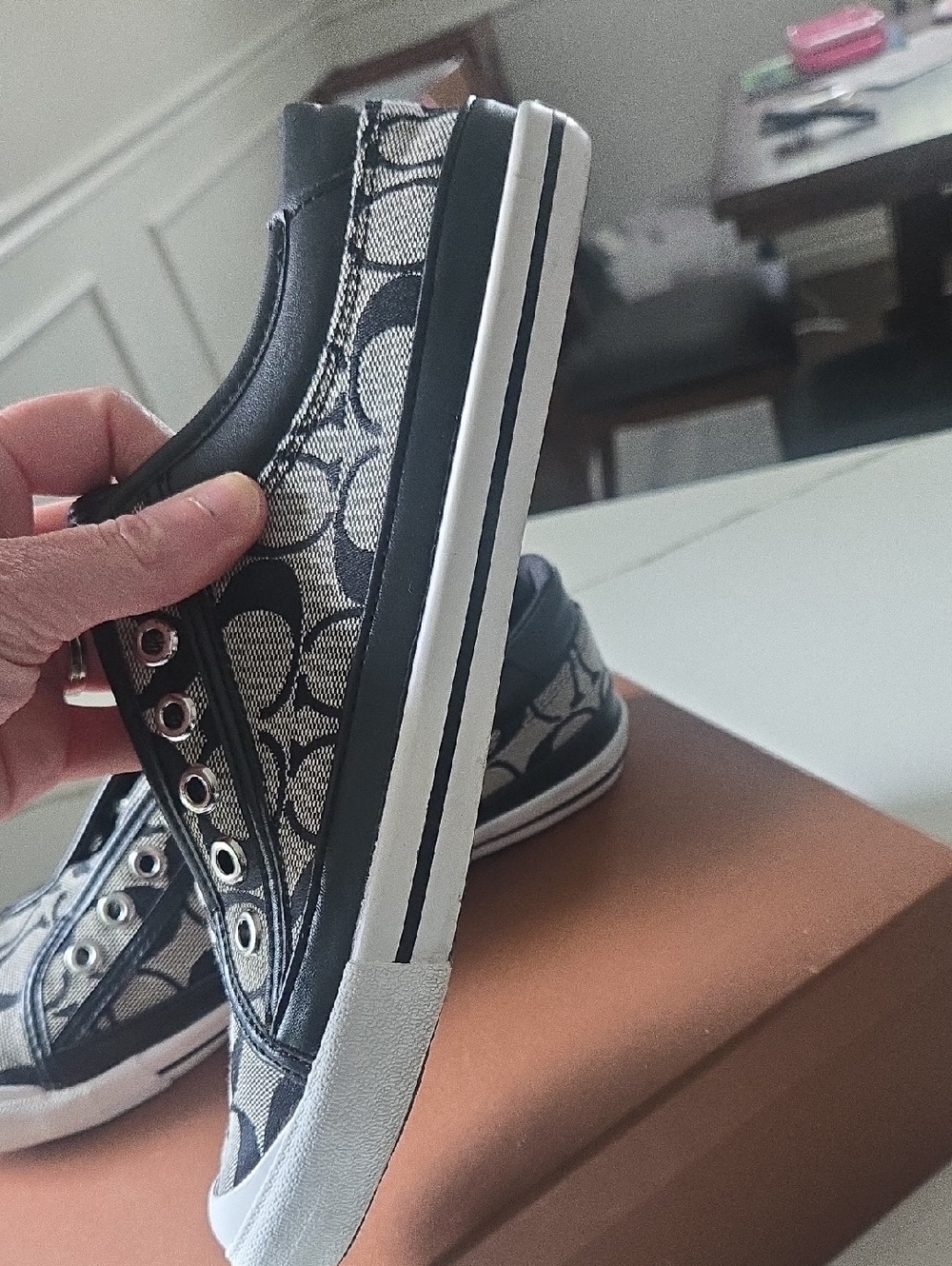 Coach Felix Signature C Sneaker - Picture 4 of 7